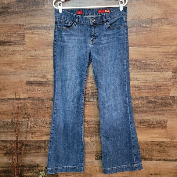 Express  X2 Jeans 8 L Eva Full Leg Flare Low Rise Medium Wash Stretch Y2K - Picture 1 of 12